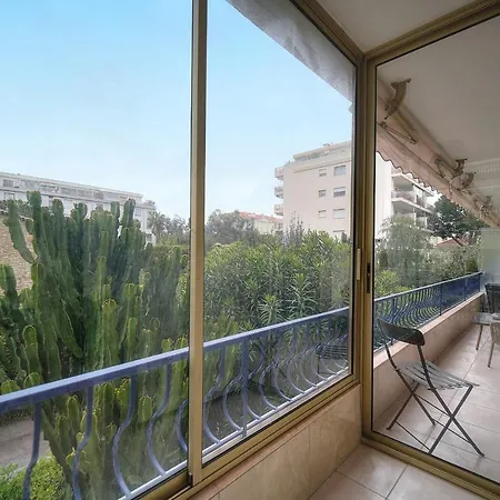 Immogroom - 2 Bedroom - Air Conditioning - Wifi - Terrace - Common Parking Cannes